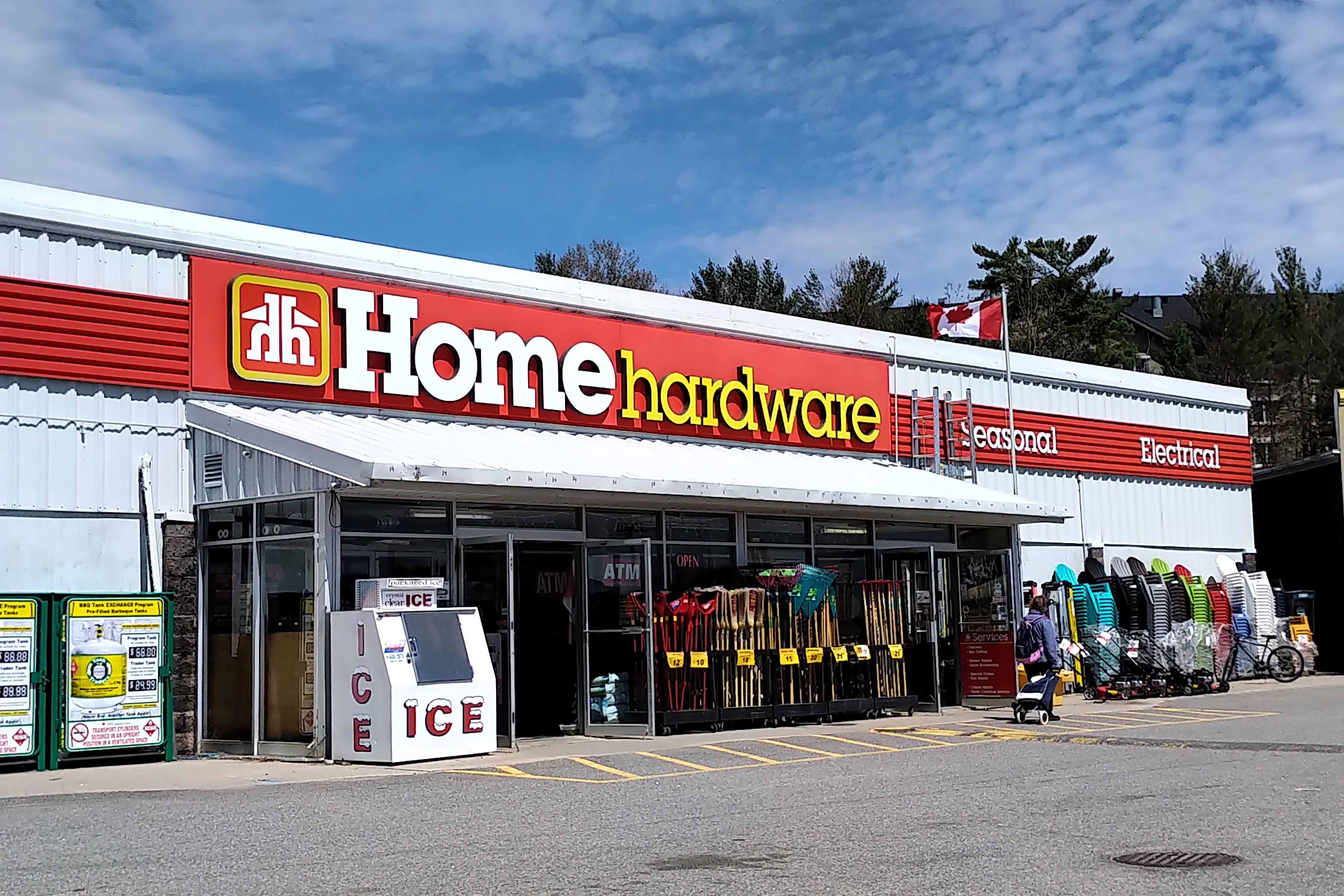 BIG SALE Going On Right Now At Gravenhurst Home Hardware  