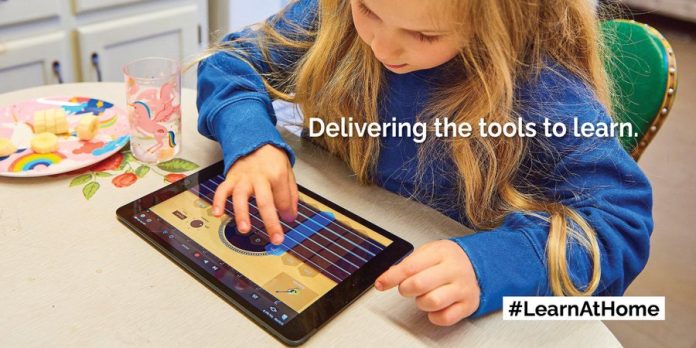 Ontario Government To Give IPads With Free Data To Students Who Lack Ontario Government To Give IPads With Free Data To Students Who Lack