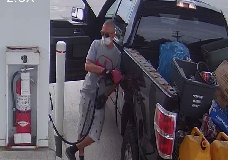 Bracebridge OPP Looking For This Suspect After Stealing Gas And License