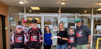 Cheque presentation for the Griff Hookings Memorial Charity Golf Tournament