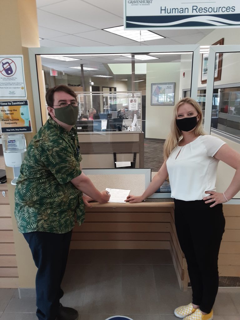 Gravenhurst resident Gordie Merton signs Offical Declaration for district council