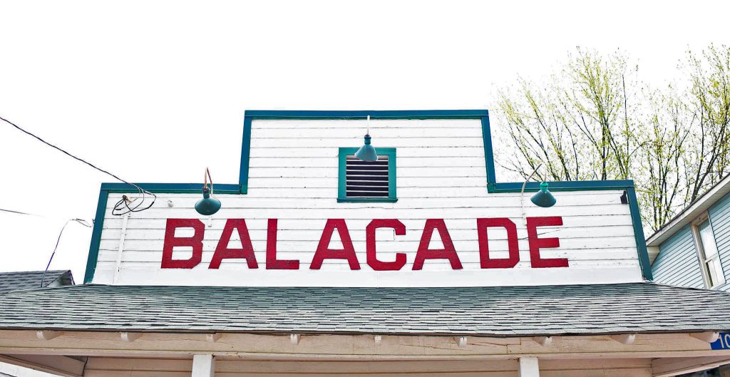 Balacade sign