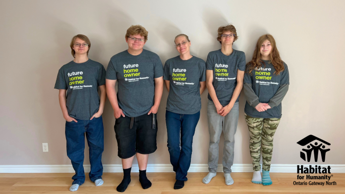 HFHOGN Gravenhurst Partner Family