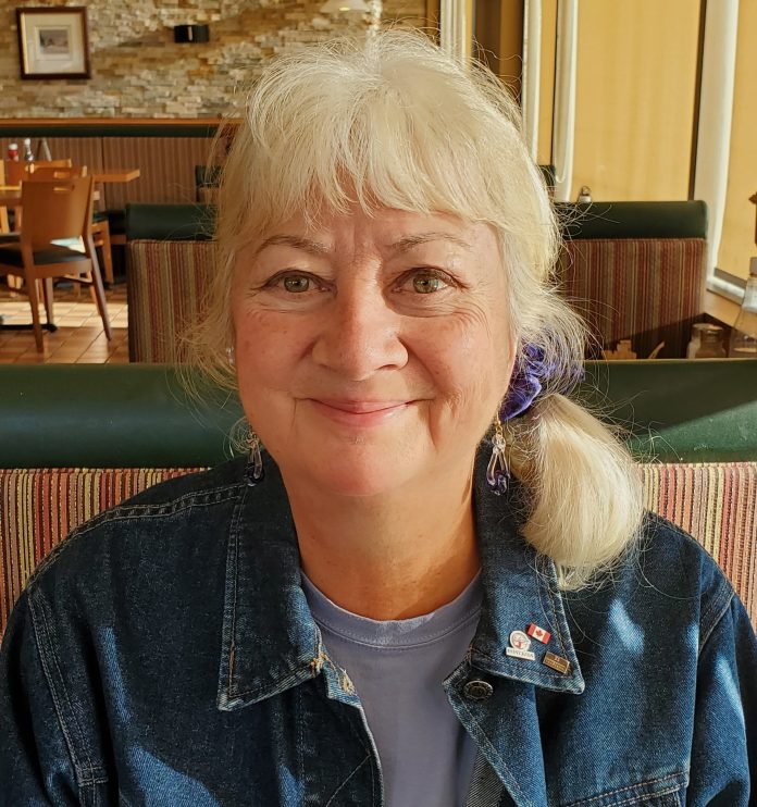 Kathy Ashby, headshot for poetry book