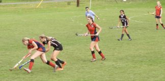 Rosseau Lake College girl's field hockey