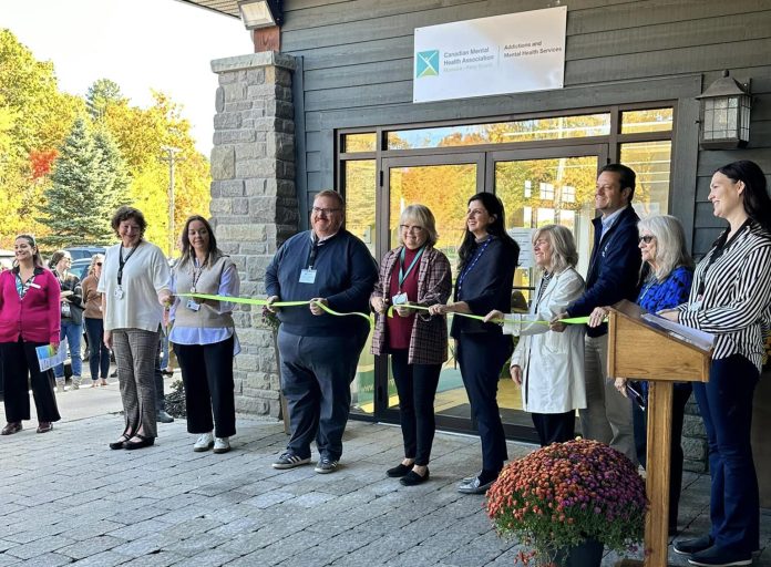 CMHA Celebrates Grand Opening Of Gravenhurst Office