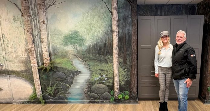 Kim and Quinn Mural artist Kimberly Rideout and Quinn Spencer from Bracebridge Home Depot at the Alzheimer Society of Muskoka
