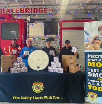 Enbridge Gas Ontario Teams Up With Bracebridge Fire Department To Reduce Fire And Carbon Monoxide Deaths