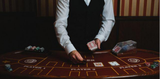 From Casino Floors To Online Baccarat: How The Classic Game Has Evolved